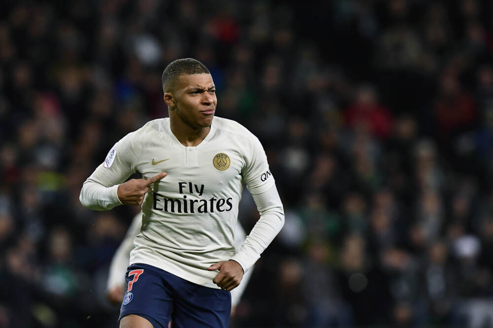 孩子不自觉做怪动作，是坏习惯还是生病了？3个症状识别